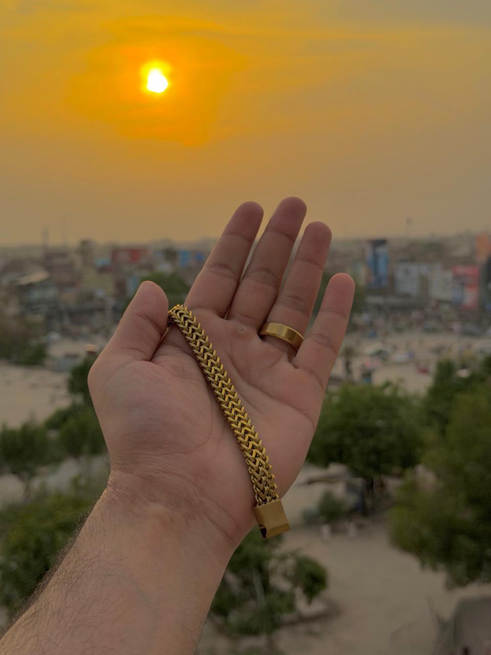 New Premium Chain Bracelet + Free Ring